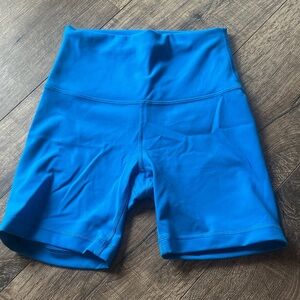 lululemon athletica Vibrant Blue Bike Shorts 6 inch inseam